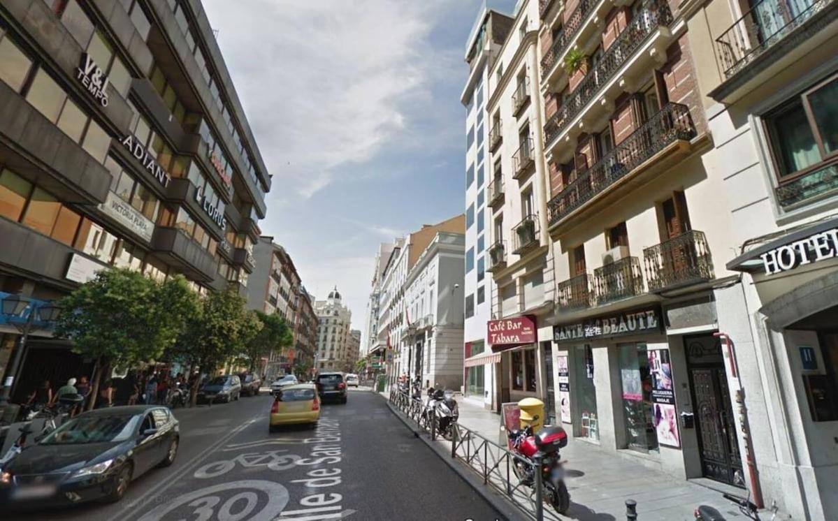 Ap Gran Via IV -Quinto Piso Sin Ascensor- Apartment Мадрид Екстериор снимка